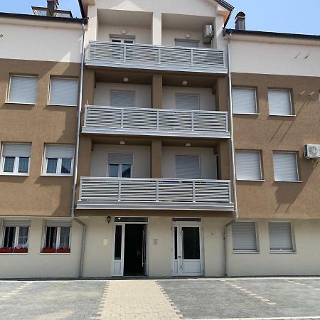 Brčko Masa Studio Apartman מראה חיצוני תמונה