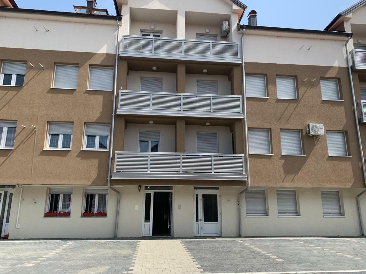 Brčko Masa Studio Apartman מראה חיצוני תמונה